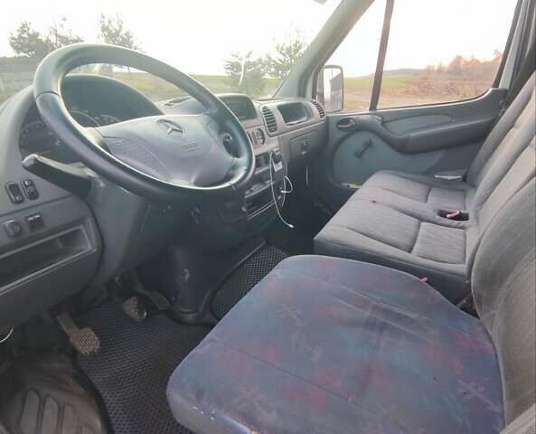 Белый Мерседес Sprinter, объемом двигателя 2.15 л и пробегом 355 тыс. км за 5800 $, фото 9 на Automoto.ua