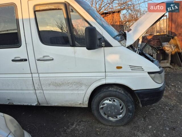 Белый Мерседес Sprinter, объемом двигателя 0 л и пробегом 70 тыс. км за 4800 $, фото 15 на Automoto.ua