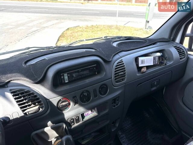 Белый Мерседес Sprinter, объемом двигателя 2.1 л и пробегом 100 тыс. км за 11000 $, фото 11 на Automoto.ua