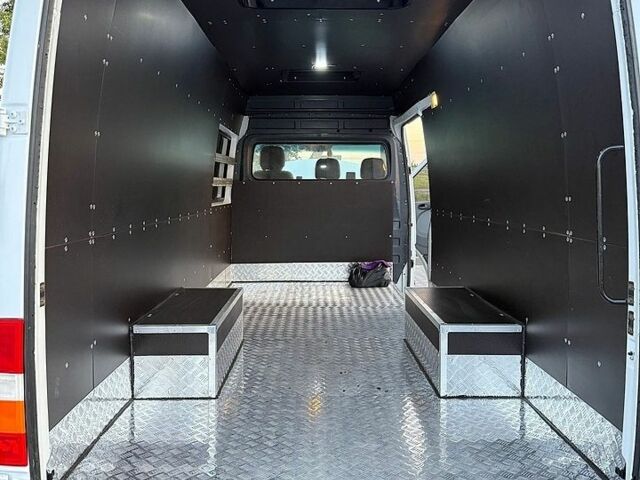 Белый Мерседес Sprinter, объемом двигателя 2.69 л и пробегом 634 тыс. км за 21500 $, фото 9 на Automoto.ua