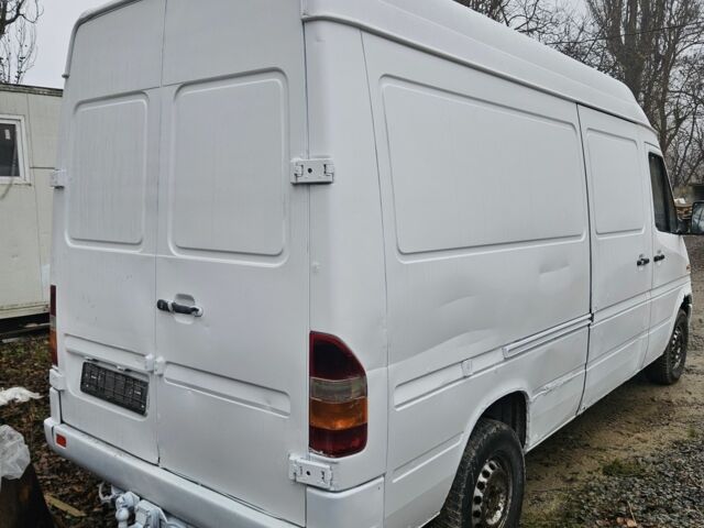 Білий Мерседес Sprinter, об'ємом двигуна 0 л та пробігом 1 тис. км за 2500 $, фото 4 на Automoto.ua