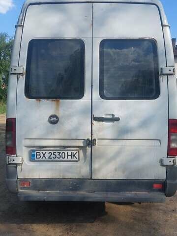 Белый Мерседес Sprinter, объемом двигателя 2.15 л и пробегом 300 тыс. км за 5500 $, фото 6 на Automoto.ua