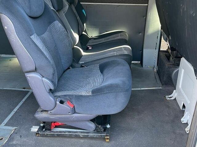 Белый Мерседес Sprinter, объемом двигателя 2.15 л и пробегом 912 тыс. км за 8700 $, фото 32 на Automoto.ua