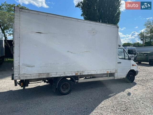 Білий Мерседес Sprinter, об'ємом двигуна 2.15 л та пробігом 500 тис. км за 11000 $, фото 4 на Automoto.ua
