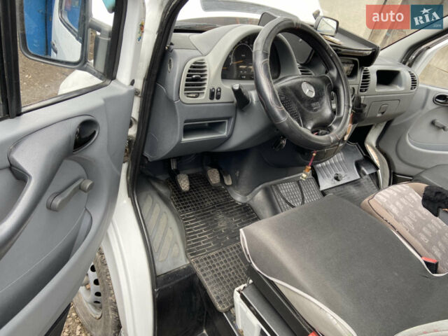 Белый Мерседес Sprinter, объемом двигателя 2.1 л и пробегом 787 тыс. км за 8850 $, фото 10 на Automoto.ua