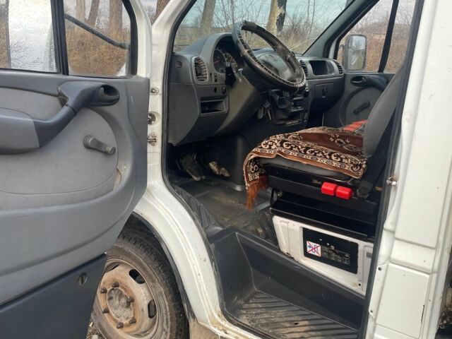 Белый Мерседес Sprinter, объемом двигателя 2.1 л и пробегом 613 тыс. км за 9900 $, фото 3 на Automoto.ua