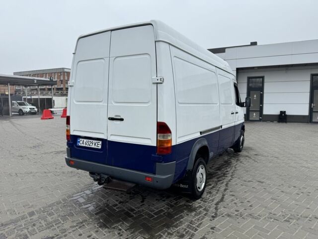 Белый Мерседес Sprinter, объемом двигателя 2.9 л и пробегом 530 тыс. км за 8700 $, фото 2 на Automoto.ua