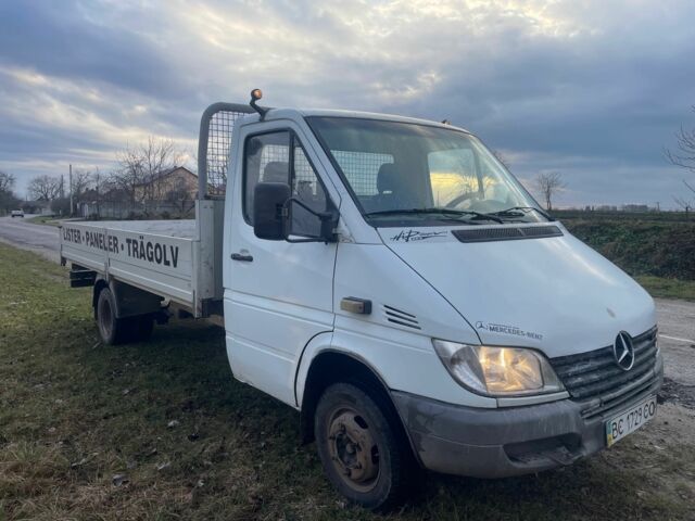 Белый Мерседес Sprinter, объемом двигателя 2.1 л и пробегом 613 тыс. км за 9900 $, фото 6 на Automoto.ua