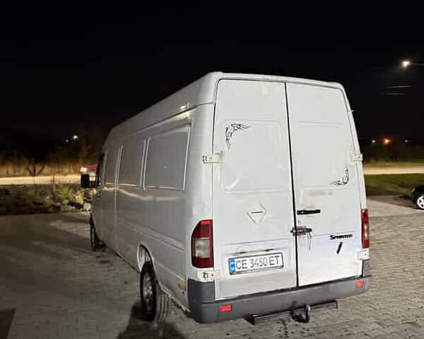 Белый Мерседес Sprinter, объемом двигателя 2.15 л и пробегом 800 тыс. км за 5300 $, фото 8 на Automoto.ua