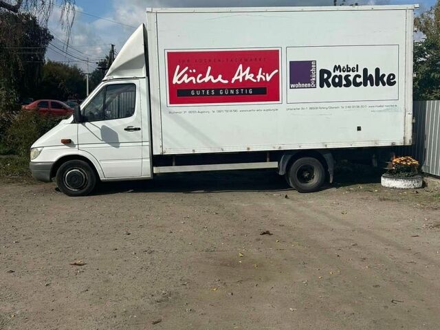 Білий Мерседес Sprinter, об'ємом двигуна 2.1 л та пробігом 292 тис. км за 9800 $, фото 4 на Automoto.ua