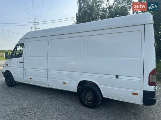 Мерседес Sprinter 2001 у Ужгороді на Automoto.ua Білий Мерседес Sprinter, об'ємом двигуна 2.15 л та пробігом 420 тис. км за 6600 $, фото 5 на Automoto.ua