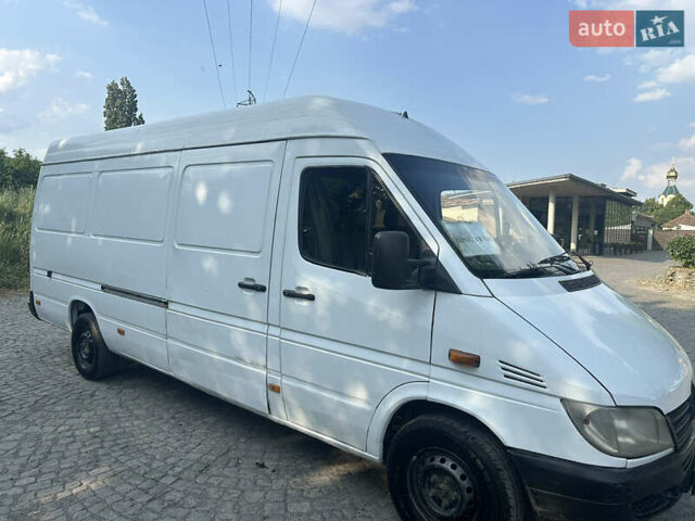 Мерседес Sprinter 2001 у Ужгороді на Automoto.ua Білий Мерседес Sprinter, об'ємом двигуна 2.15 л та пробігом 420 тис. км за 6600 $, фото 3 на Automoto.ua