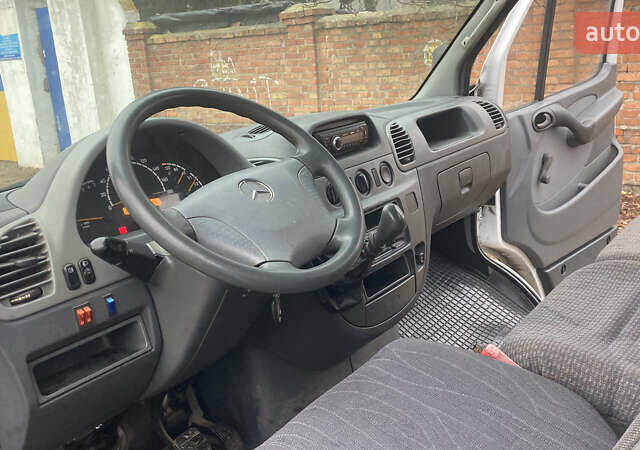 Білий Мерседес Sprinter, об'ємом двигуна 2.15 л та пробігом 743 тис. км за 5800 $, фото 11 на Automoto.ua