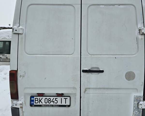 Білий Мерседес Sprinter, об'ємом двигуна 2.15 л та пробігом 200 тис. км за 6800 $, фото 7 на Automoto.ua