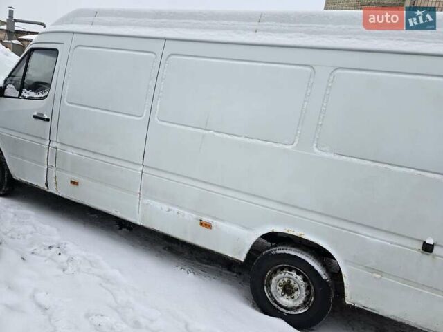 Білий Мерседес Sprinter, об'ємом двигуна 2.15 л та пробігом 200 тис. км за 6800 $, фото 5 на Automoto.ua