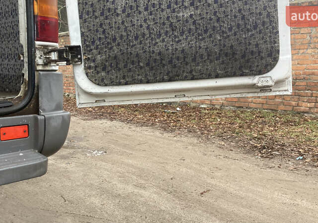 Білий Мерседес Sprinter, об'ємом двигуна 2.15 л та пробігом 743 тис. км за 5800 $, фото 16 на Automoto.ua