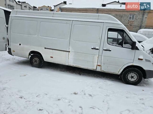 Білий Мерседес Sprinter, об'ємом двигуна 2.15 л та пробігом 200 тис. км за 6800 $, фото 9 на Automoto.ua