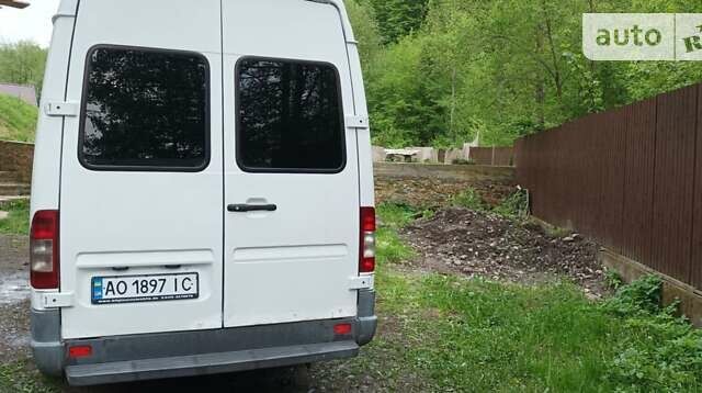 Білий Мерседес Sprinter, об'ємом двигуна 2.15 л та пробігом 182 тис. км за 13300 $, фото 4 на Automoto.ua