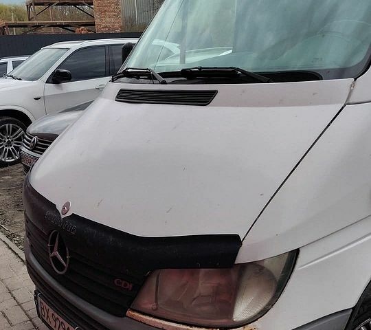 Білий Мерседес Sprinter, об'ємом двигуна 2.69 л та пробігом 800 тис. км за 7500 $, фото 3 на Automoto.ua