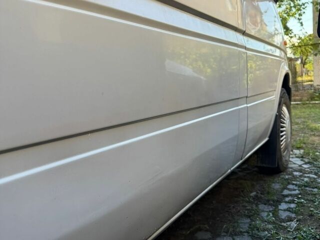 Белый Мерседес Sprinter, объемом двигателя 2.2 л и пробегом 630 тыс. км за 8650 $, фото 16 на Automoto.ua