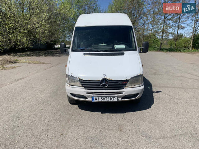 Мерседес Sprinter 2001 в Лубнах на Automoto.ua Белый Мерседес Sprinter, объемом двигателя 2.15 л и пробегом 560 тыс. км за 4499 $, фото 7 на Automoto.ua