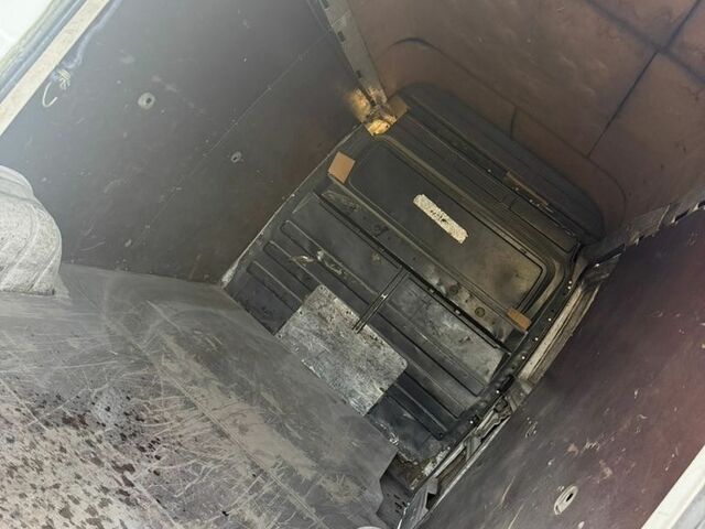 Білий Мерседес Sprinter, об'ємом двигуна 2.15 л та пробігом 620 тис. км за 5900 $, фото 6 на Automoto.ua