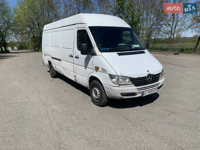 Мерседес Sprinter 2001 в Лубнах на Automoto.ua Белый Мерседес Sprinter, объемом двигателя 2.15 л и пробегом 560 тыс. км за 4499 $, фото 6 на Automoto.ua