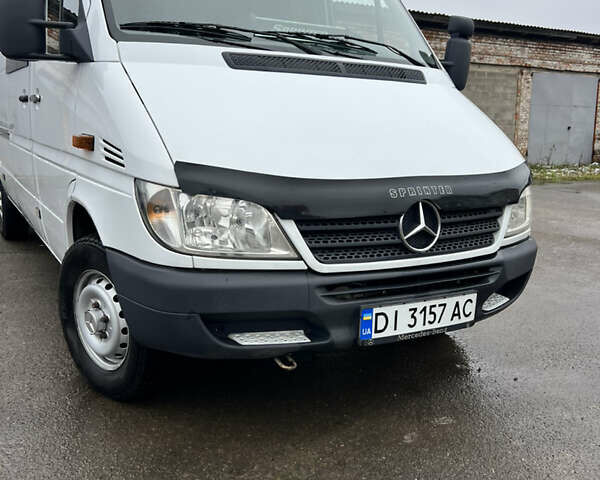 Білий Мерседес Sprinter, об'ємом двигуна 2.7 л та пробігом 900 тис. км за 10000 $, фото 4 на Automoto.ua