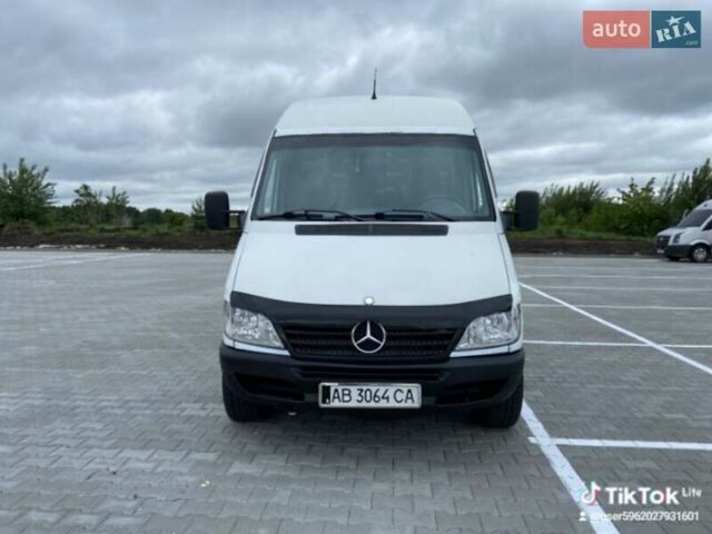 Білий Мерседес Sprinter, об'ємом двигуна 2.1 л та пробігом 300 тис. км за 7000 $, фото 6 на Automoto.ua
