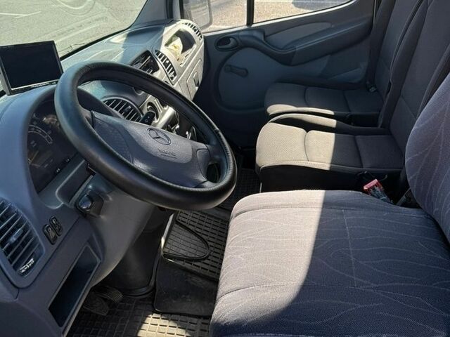 Білий Мерседес Sprinter, об'ємом двигуна 2.15 л та пробігом 375 тис. км за 6500 $, фото 12 на Automoto.ua