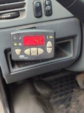 Білий Мерседес Sprinter, об'ємом двигуна 2.15 л та пробігом 677 тис. км за 5500 $, фото 9 на Automoto.ua