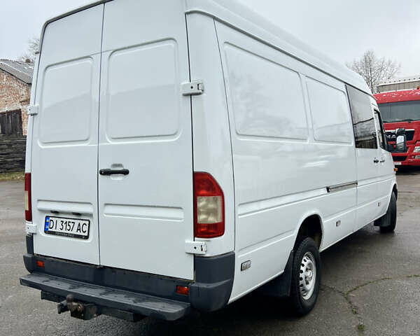 Білий Мерседес Sprinter, об'ємом двигуна 2.7 л та пробігом 900 тис. км за 10000 $, фото 6 на Automoto.ua