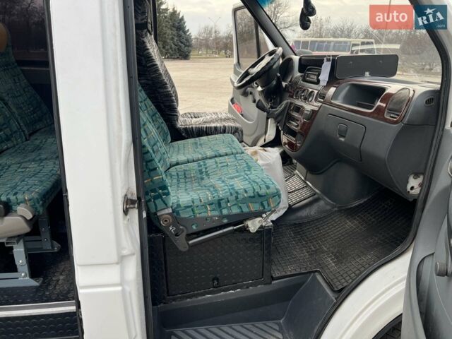 Белый Мерседес Sprinter, объемом двигателя 2.15 л и пробегом 600 тыс. км за 8500 $, фото 6 на Automoto.ua