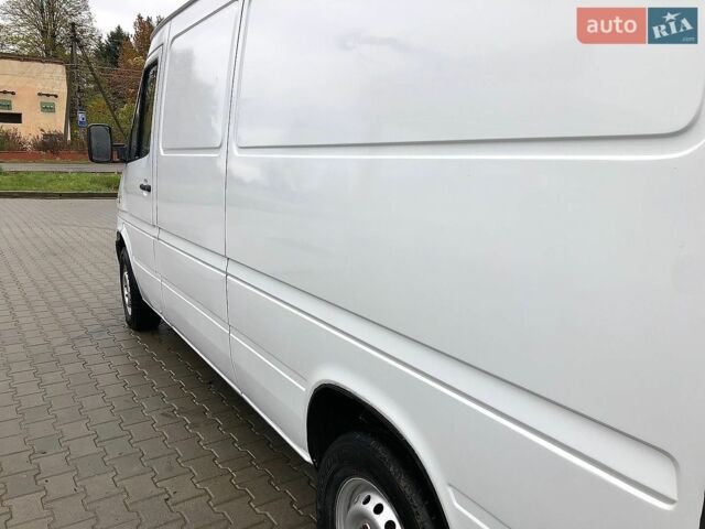 Белый Мерседес Sprinter, объемом двигателя 2.69 л и пробегом 486 тыс. км за 5499 $, фото 10 на Automoto.ua