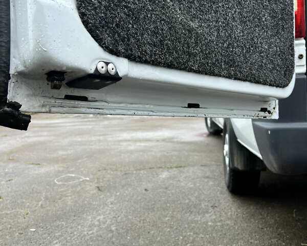 Білий Мерседес Sprinter, об'ємом двигуна 2.7 л та пробігом 900 тис. км за 10000 $, фото 10 на Automoto.ua