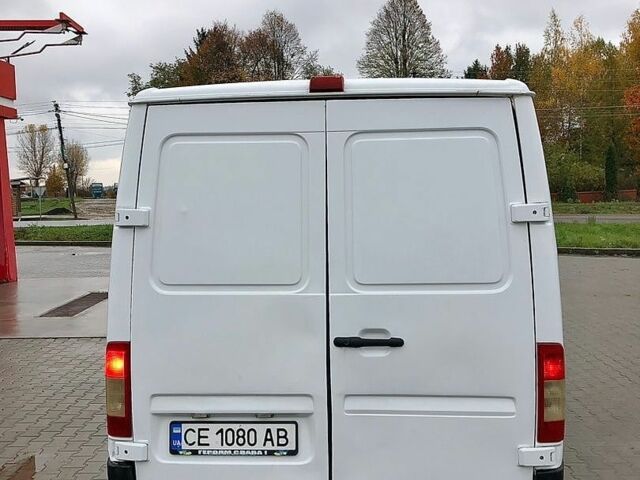 Белый Мерседес Sprinter, объемом двигателя 2.69 л и пробегом 486 тыс. км за 5499 $, фото 8 на Automoto.ua
