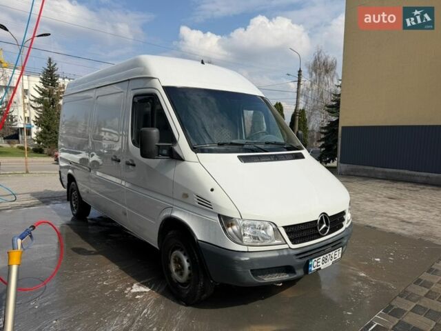 Білий Мерседес Sprinter, об'ємом двигуна 2.15 л та пробігом 570 тис. км за 6400 $, фото 1 на Automoto.ua