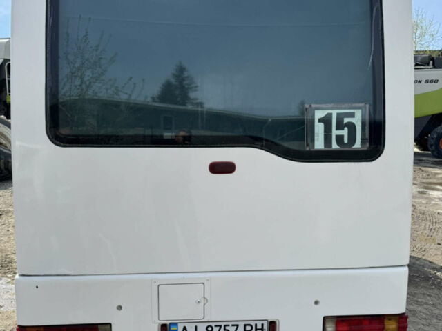 Белый Мерседес Sprinter, объемом двигателя 2.15 л и пробегом 650 тыс. км за 13999 $, фото 4 на Automoto.ua