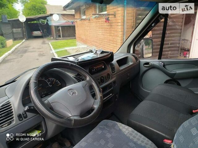 Белый Мерседес Sprinter, объемом двигателя 2.1 л и пробегом 600 тыс. км за 5500 $, фото 6 на Automoto.ua