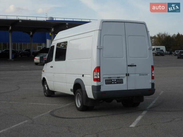 Белый Мерседес Sprinter, объемом двигателя 2.7 л и пробегом 658 тыс. км за 12800 $, фото 6 на Automoto.ua