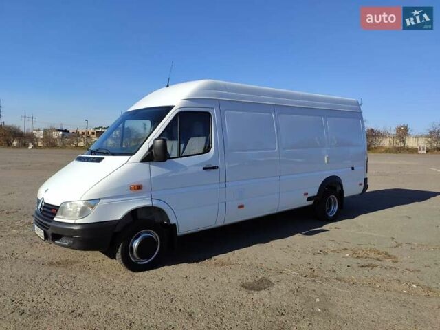 Белый Мерседес Sprinter, объемом двигателя 0 л и пробегом 260 тыс. км за 22500 $, фото 12 на Automoto.ua