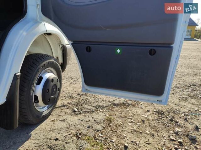 Белый Мерседес Sprinter, объемом двигателя 0 л и пробегом 260 тыс. км за 22500 $, фото 24 на Automoto.ua