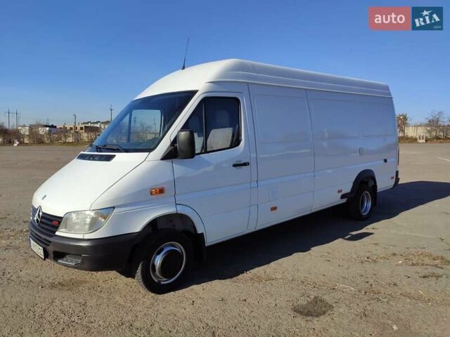 Белый Мерседес Sprinter, объемом двигателя 0 л и пробегом 260 тыс. км за 22500 $, фото 43 на Automoto.ua