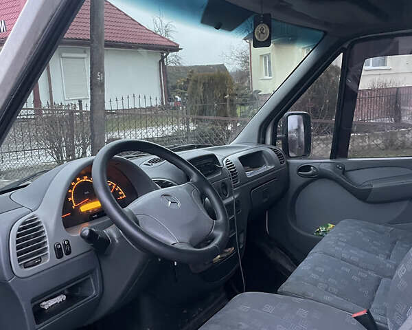 Білий Мерседес Sprinter, об'ємом двигуна 2.15 л та пробігом 400 тис. км за 7500 $, фото 6 на Automoto.ua