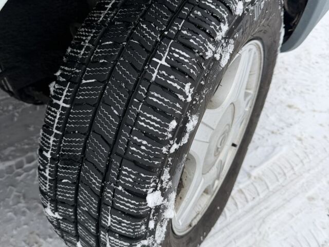 Белый Мерседес Sprinter, объемом двигателя 2.7 л и пробегом 277 тыс. км за 6000 $, фото 4 на Automoto.ua