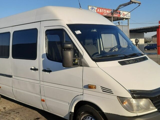 Білий Мерседес Sprinter, об'ємом двигуна 2.1 л та пробігом 115 тис. км за 9300 $, фото 1 на Automoto.ua