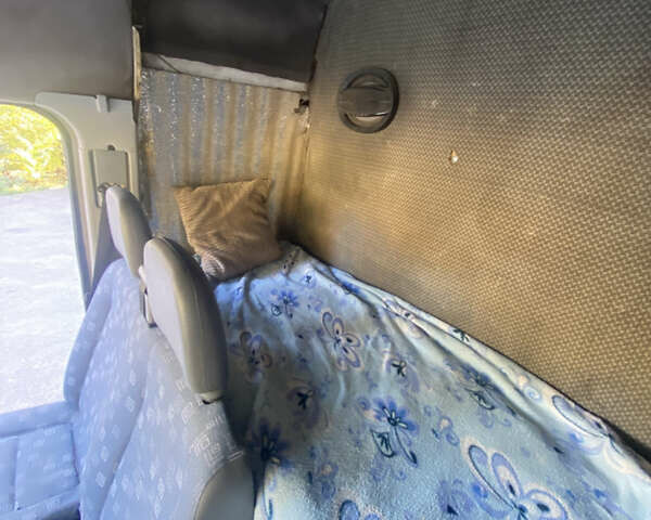 Білий Мерседес Sprinter, об'ємом двигуна 2.15 л та пробігом 358 тис. км за 10300 $, фото 21 на Automoto.ua