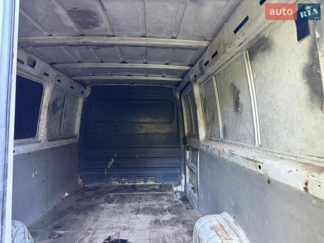 Белый Мерседес Sprinter, объемом двигателя 2.15 л и пробегом 531 тыс. км за 4800 $, фото 10 на Automoto.ua