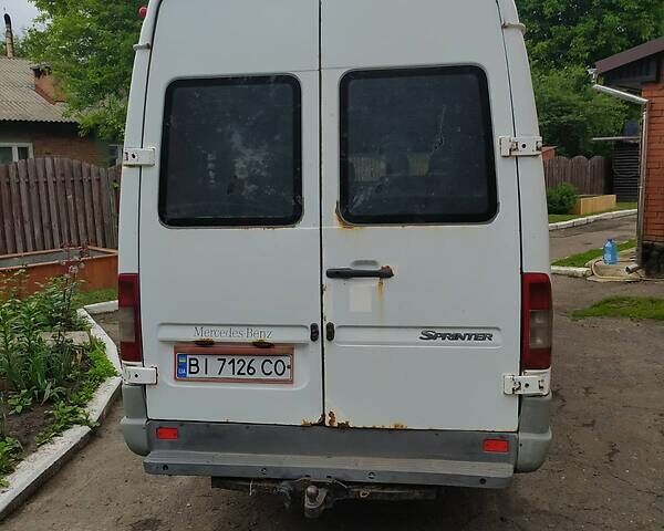 Белый Мерседес Sprinter, объемом двигателя 2.1 л и пробегом 600 тыс. км за 5500 $, фото 11 на Automoto.ua
