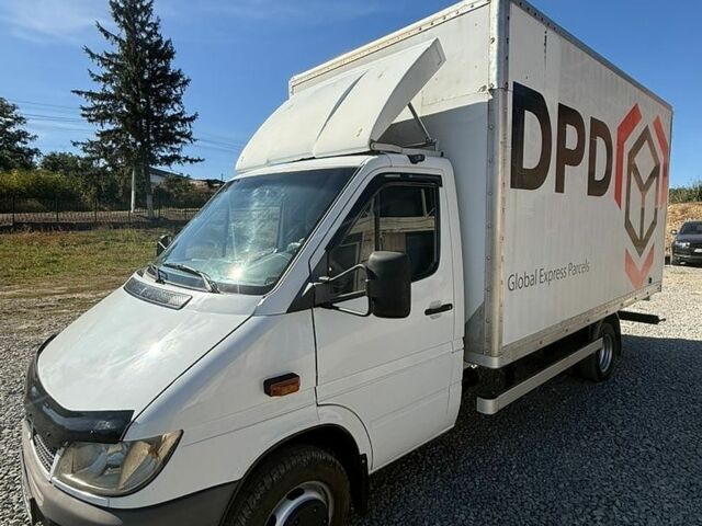 Белый Мерседес Sprinter, объемом двигателя 2.15 л и пробегом 626 тыс. км за 10800 $, фото 2 на Automoto.ua